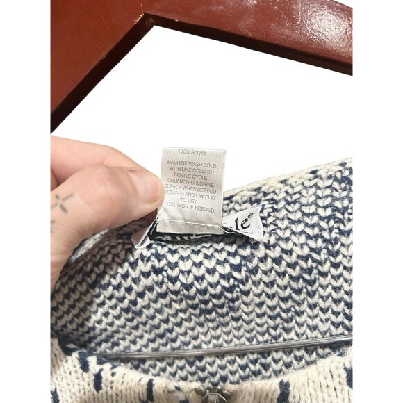 NorthStyle Geometric Cardigan Zipup Jacket White Cottagecore 90s Y2K Vibes Med - Picture 4 of 4